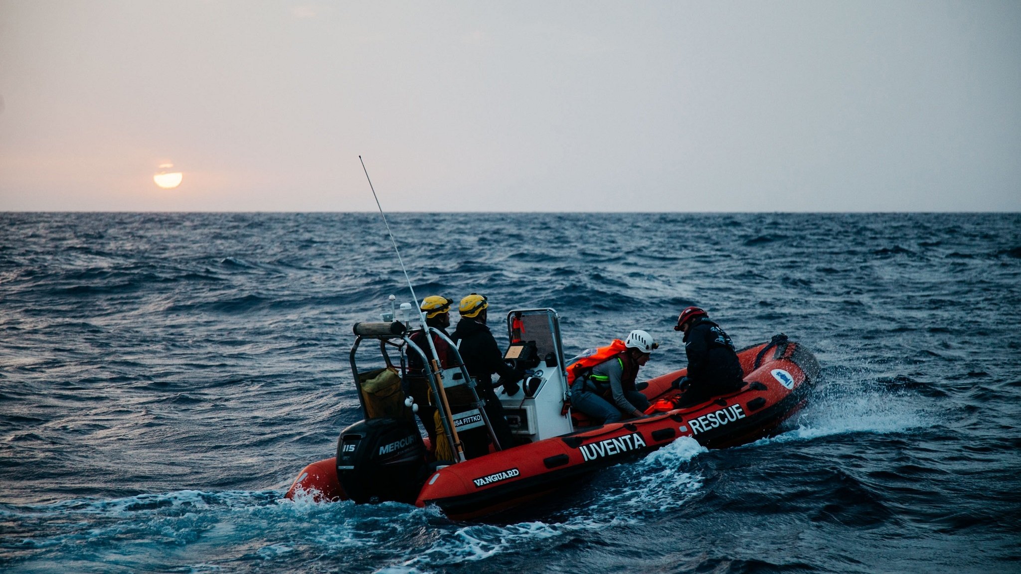 Iuventa-Rettungsboot im Mittelmeer
