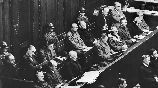 Die Angeklagten im Nürnberger Juristenprozess am 4.12.1947