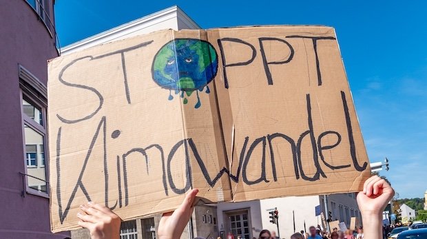 Schild auf einer Klima-Demo