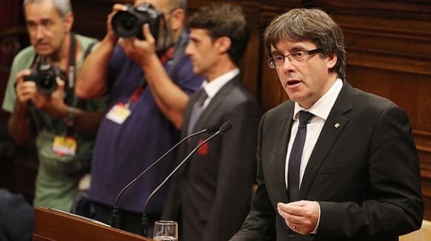 Puigdemont erklärte die Unabhängigkeit Kataloniens vom spanischen Zentralstaat
