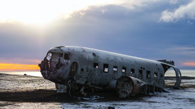 Trümmerteil eines Flugzeugs (Symbolbild)