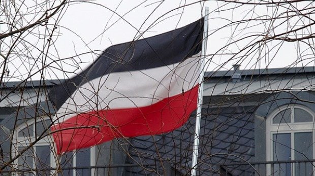 Reichsflagge der NPD Leipzig