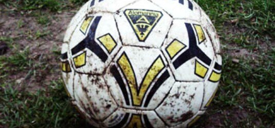 Fußball mit dem Logo von Alemannia Aachen