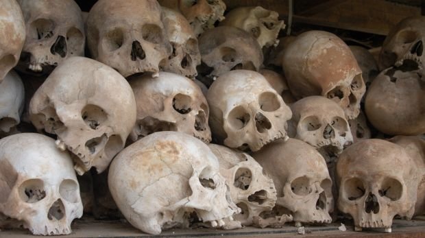 Totenköpfe als Überbleibsel des Völkermords