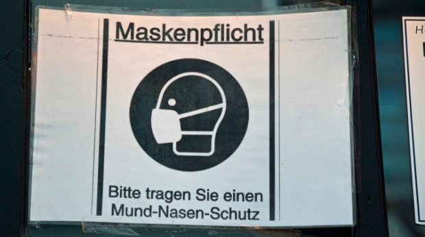 Schild "Maskenpflicht"