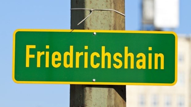 Schild in Berlin-Friedrichshain
