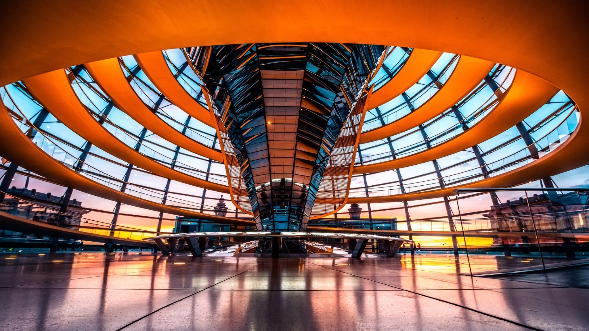Die Kuppel des Bundestagsgebäudes