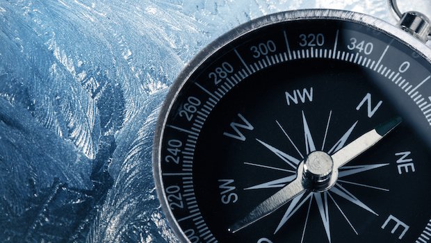 Kompass Norden auf Eis