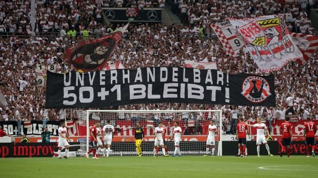 VfB Stuttgart Fans am 01.09.2018 beim Spiel gegen den FC Bayern München