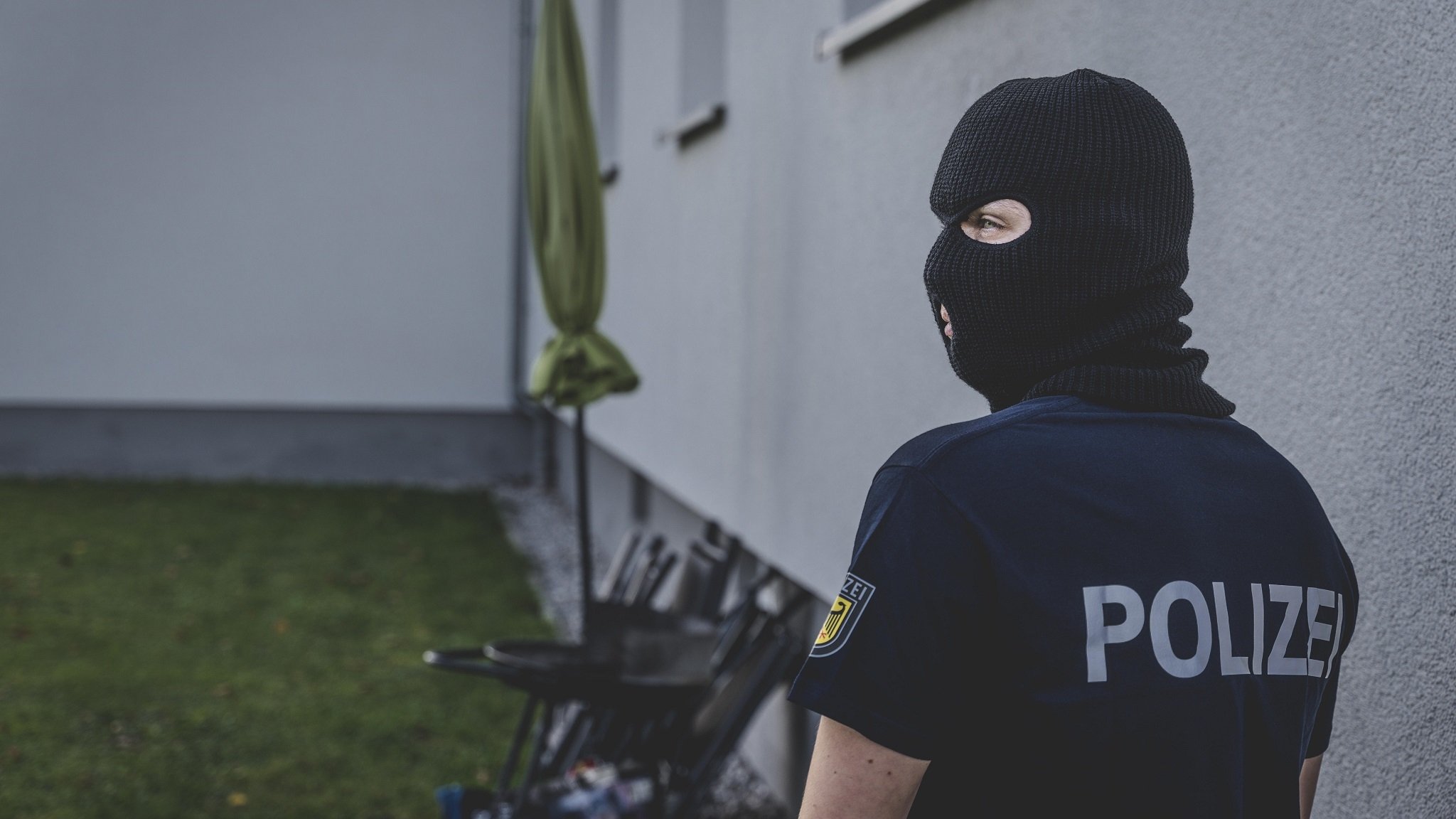 Maskierter Polizist einer SEK-Einheit der Polizei (Symbolbild)