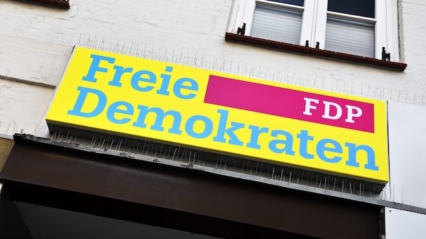 Schild der FDP in Hamburg