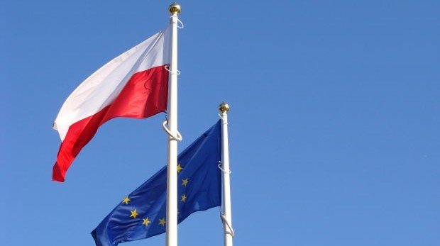 Polnische und Europäische Flagge
