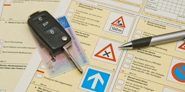 Führerscheinprüfung (Symbolbild)