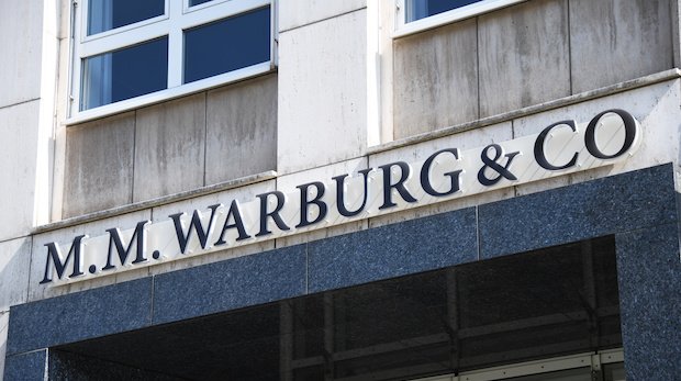Ein Gebäude der Warburg-Bank
