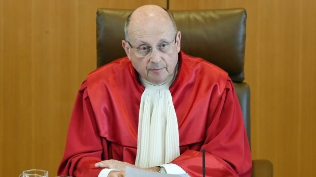 Prof. Dr. Ferdinand Kirchhof bei der Urteilsverkündung zur Grundsteuer