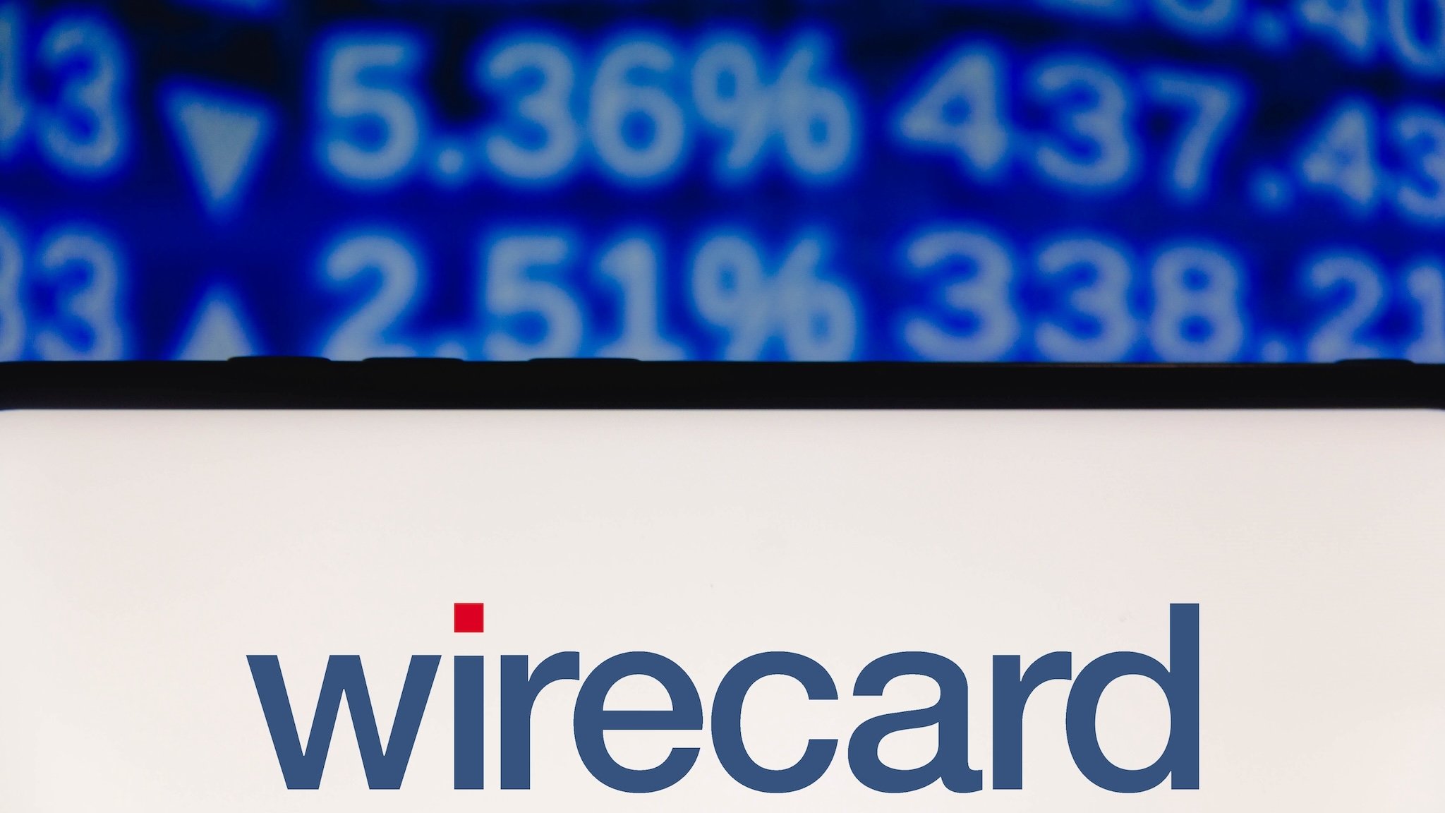 Wirecard-Logo und Kursveränderung