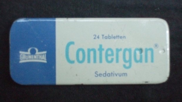 Contergan-Döschen für Tabletten