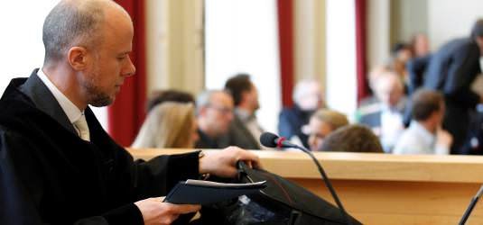 Oberstaatsanwalt Clemens Eimterbaeume beim Wulff-Prozess im LG Hannover