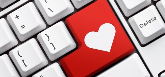 Online-Dating-Betrüger vor Gericht
