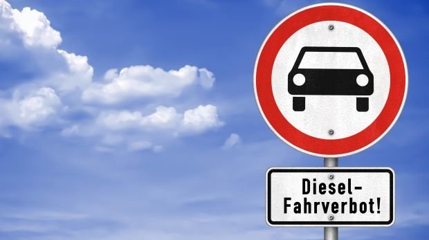 Fahrverbotsschild für Dieselfahrzeuge (Symbolbild)