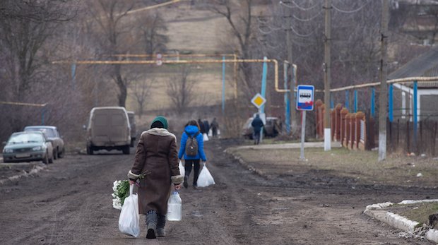 Humanitäre Hilfe des russischen Katastrophenschutzministeriums erreicht das von prorussischen Separatisten kontrollierte Donezk in der Ukraine am 06. März 2022.