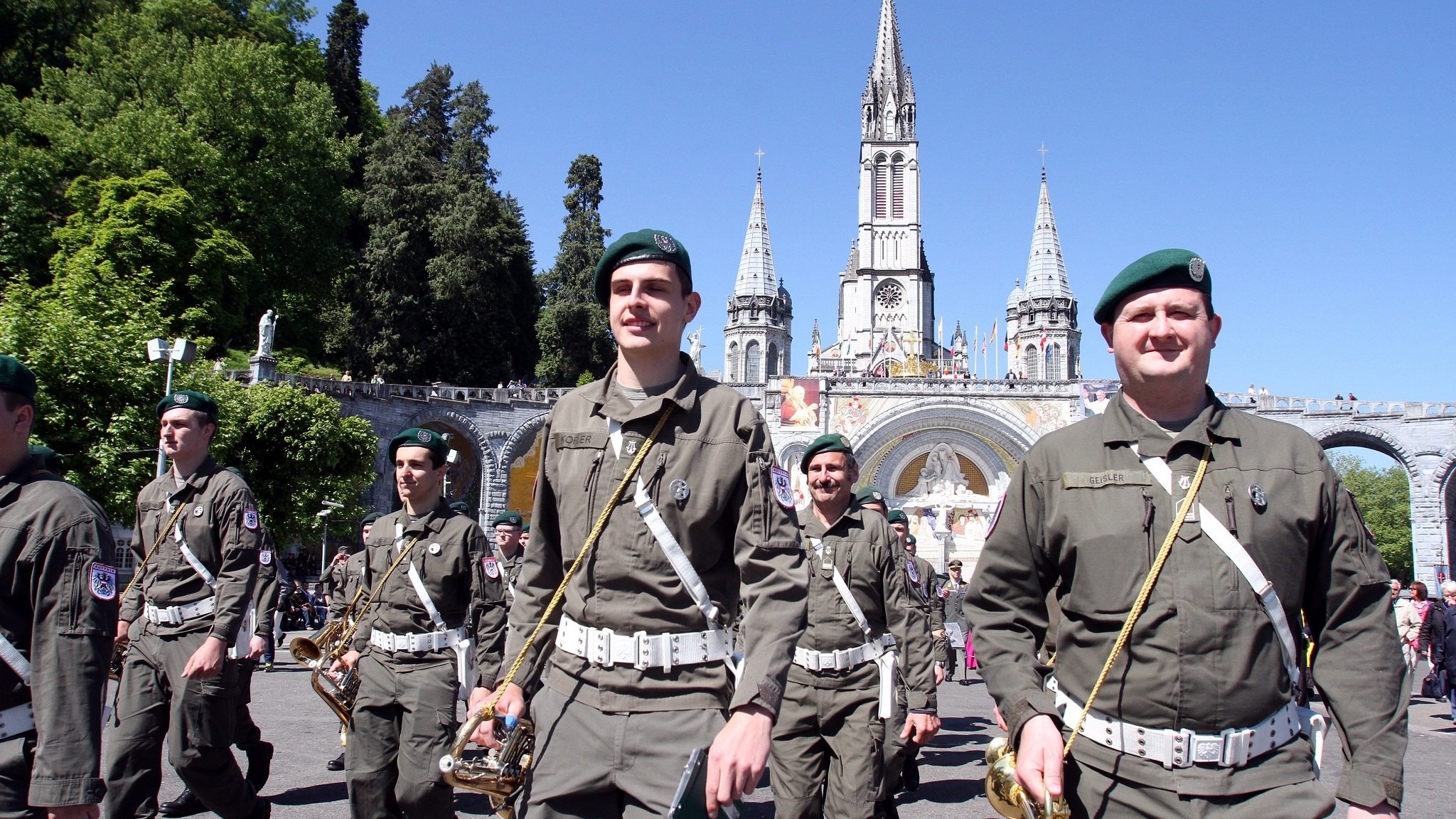 Internationale Soldatenwallfahrt nach Lourdes 2014