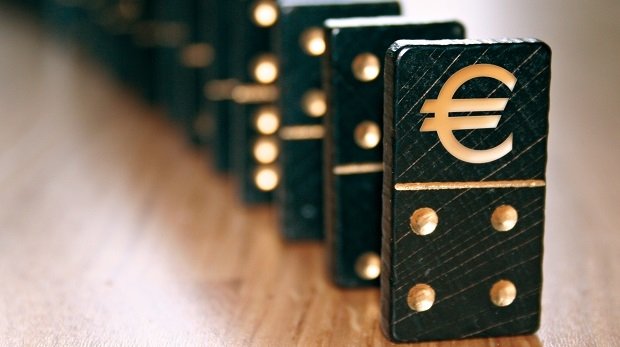 Dominosteine mit Euro-Zeichen