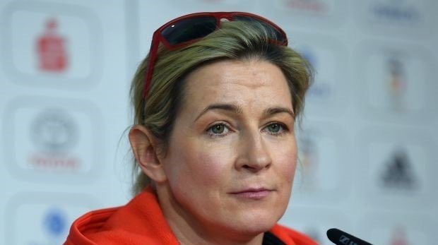 Claudia Pechstein bei einer Pressekonferenz im Februar 2018