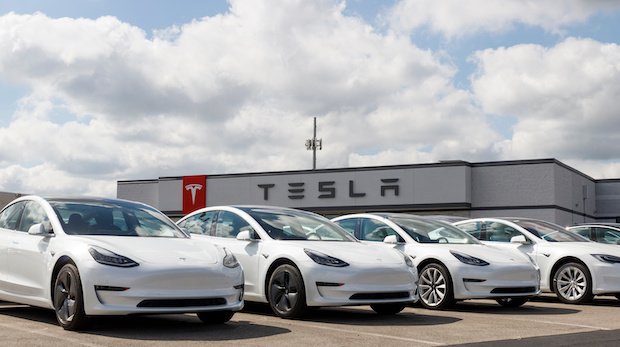 Tesla-Fahrzeuge