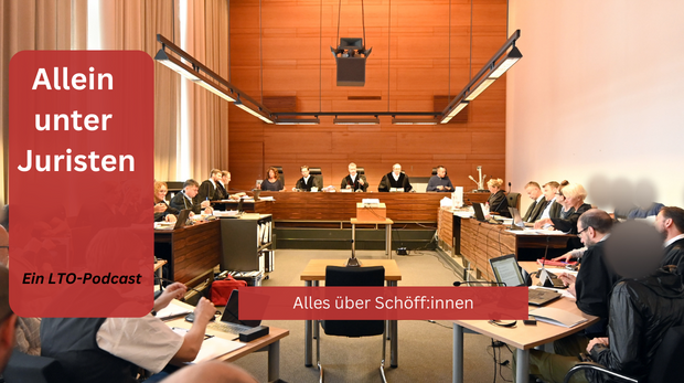 Ein Gerichtssaal in Freiburg während einer Verhandlung