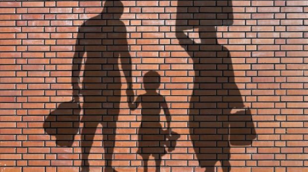 Silhouette Flüchtlingsfamilie