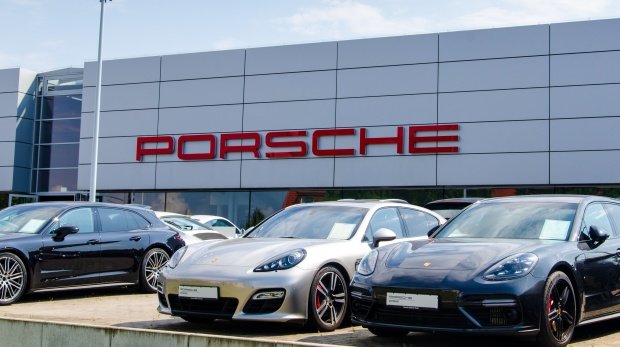 Porsche Showroom