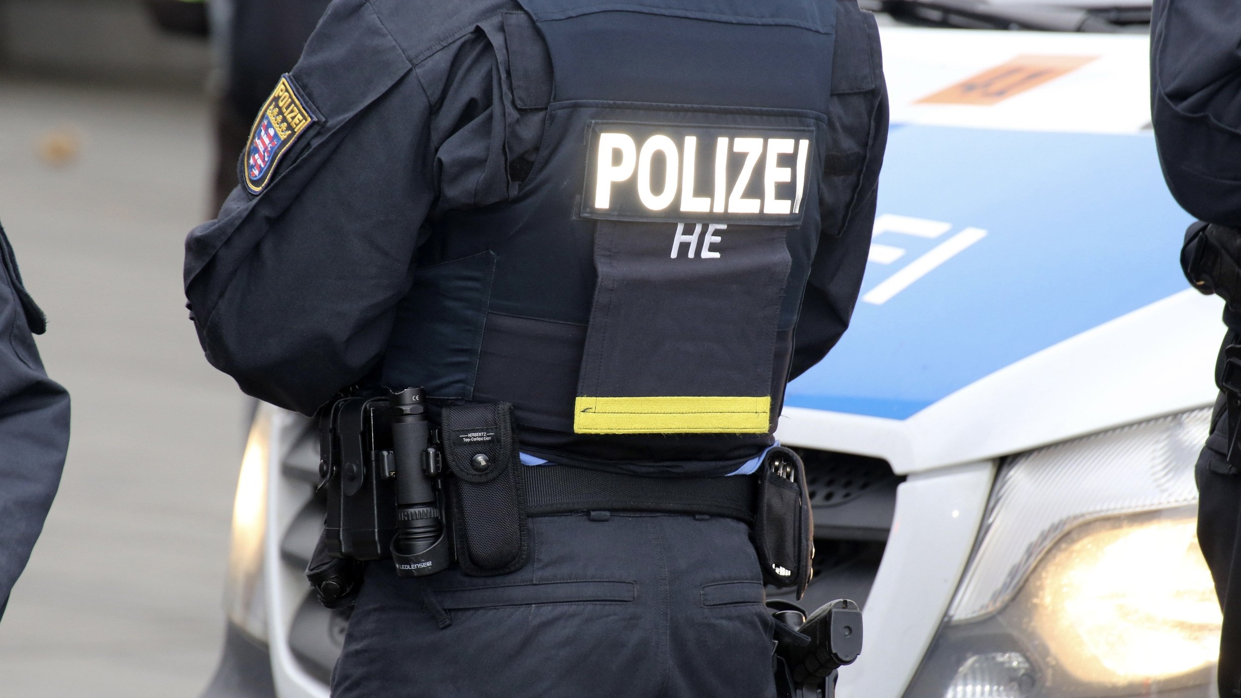 Hessischer Polizist (Symbolbild)