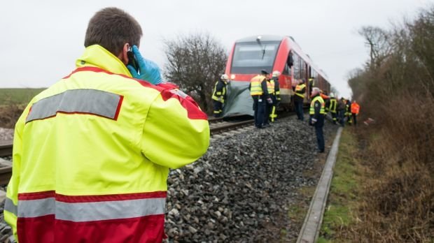 Rettungsdienst bei Bahnunfall
