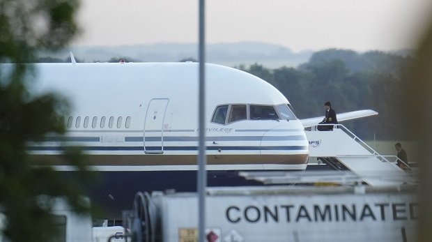 Eine Boing 767 am 14.06.2022, die vermutlich Asylsuchende nach Ruanda fliegen sollte.