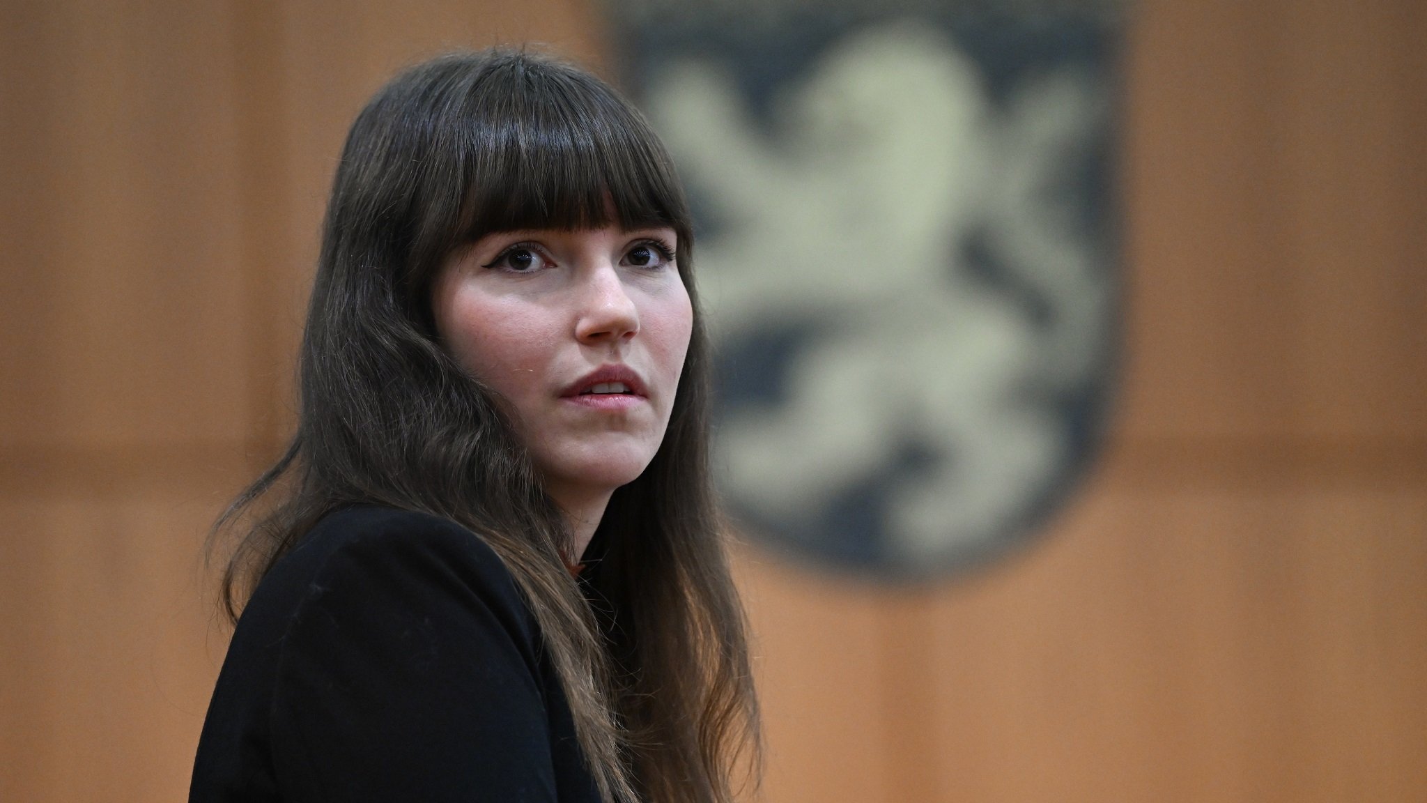 Carla Hinrichs im Landgericht Frankfurt im Januar 2024
