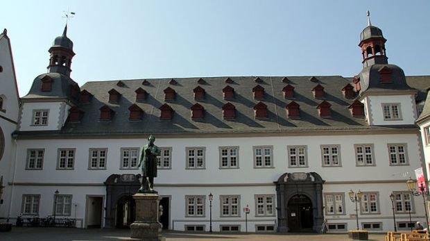 Streitobjekt: das Koblenzer Rathaus