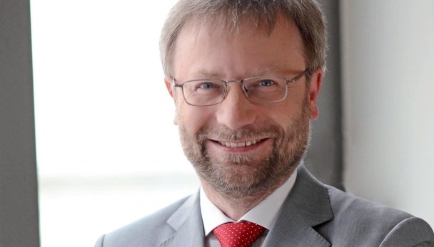Dr. Helmut Janssen