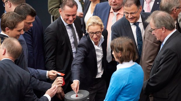 Abstimmung im Bundestag 15.06.2018 über die Erhöhung der Parteienfinanzierung