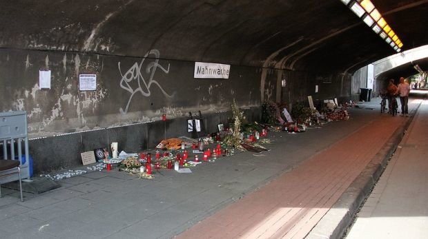 Mahnwache im Karl Lehr Tunnel am 22. August 2010