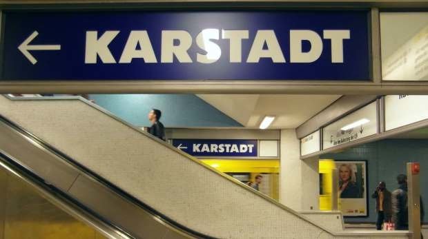 Karstadt in Berliner U-Bahn