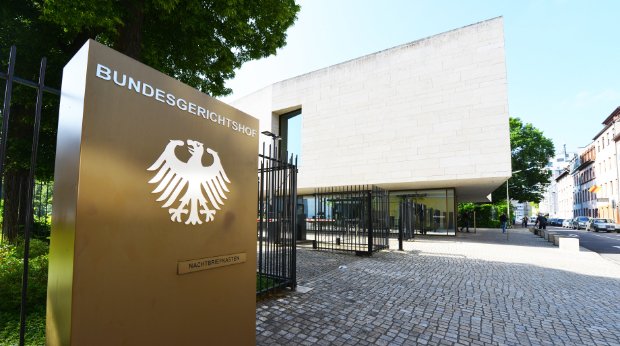 Der Eingang des Bundesgerichtshofsgeländes in Karlsruhe