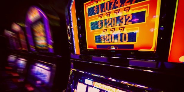 Geldspielautomat im Casino