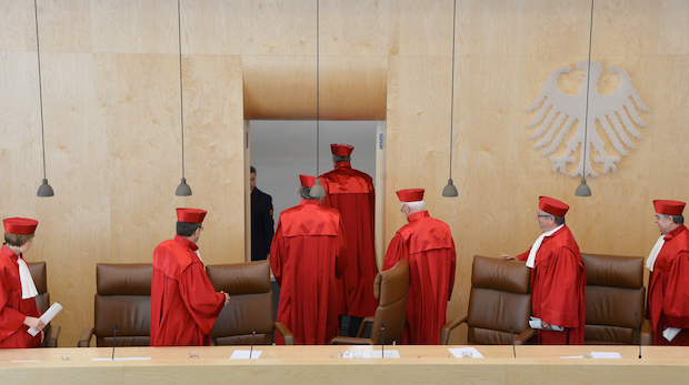 Der Zweite Senat beim Bundesverfassungsgericht in Karlsruhe