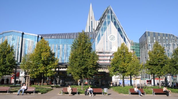 Blick auf ein Gebäude der Universität Leipzig