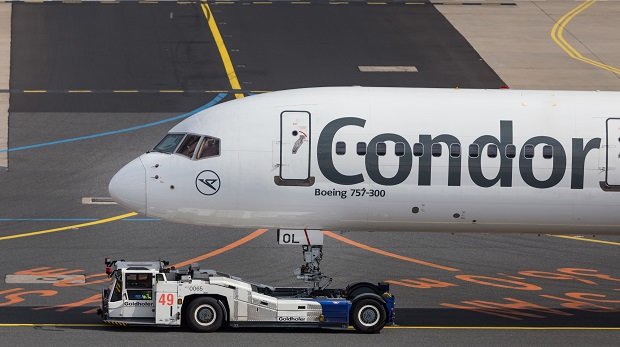 Condor-Flugzeug am Flughafen Frankfurt