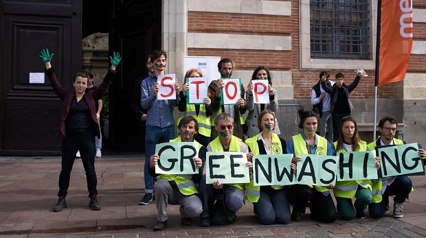 Demonstration gegen Greenwashing (Symbolbild)