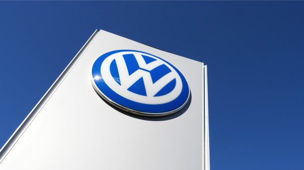 Banner mit Volkswagenlogo