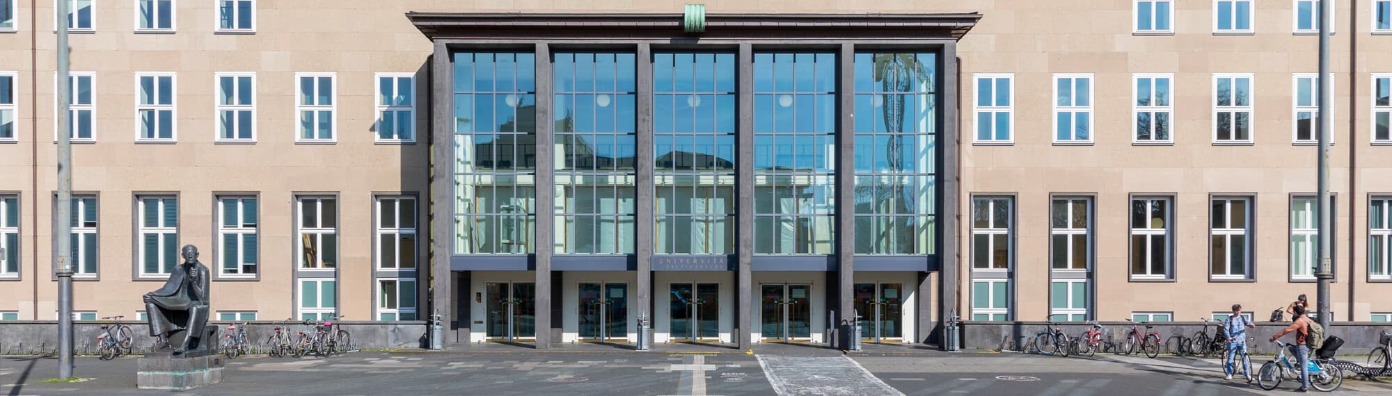 Jura studieren an der Uni Köln - Hauptgebäude