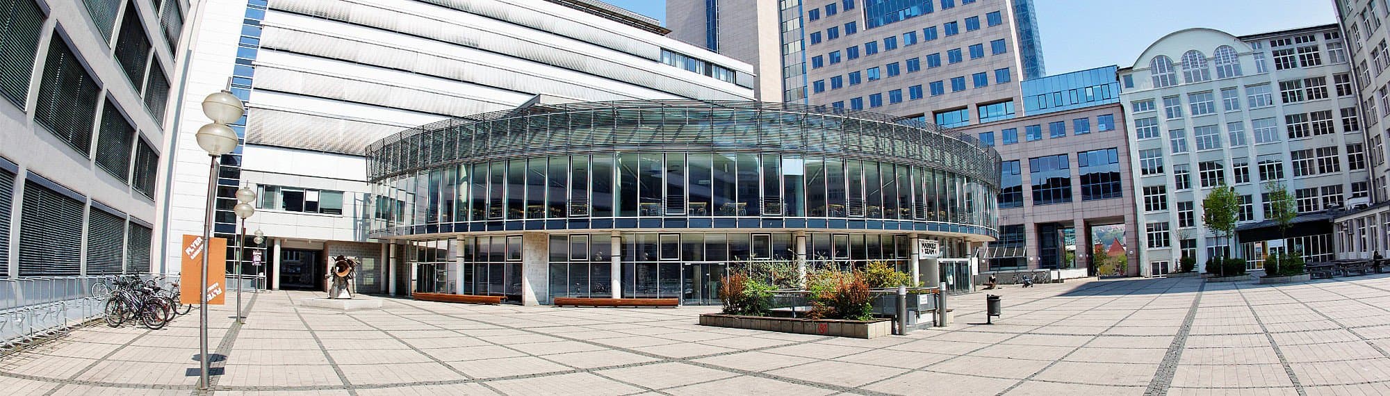 Jura studieren an der Uni Jena - Campus